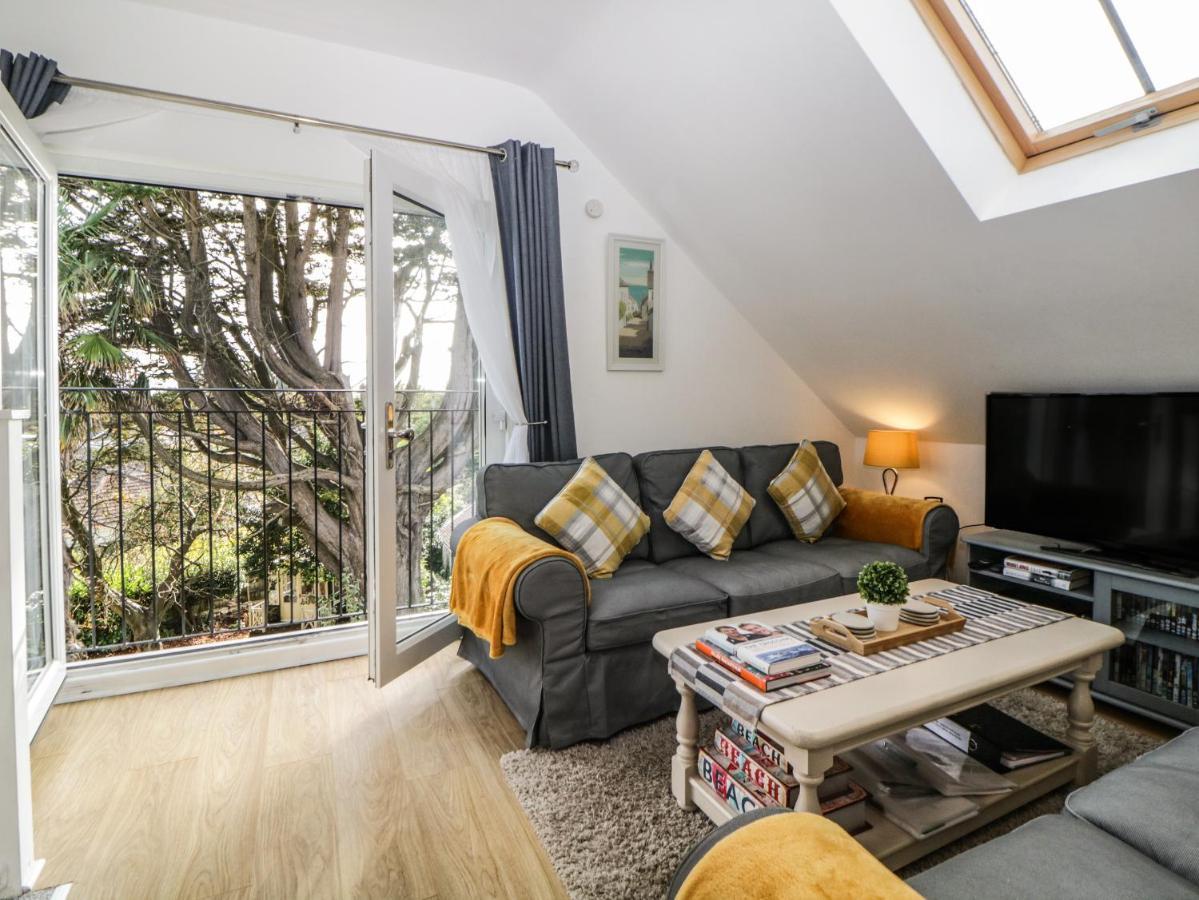 Holiday home Monterey Mews